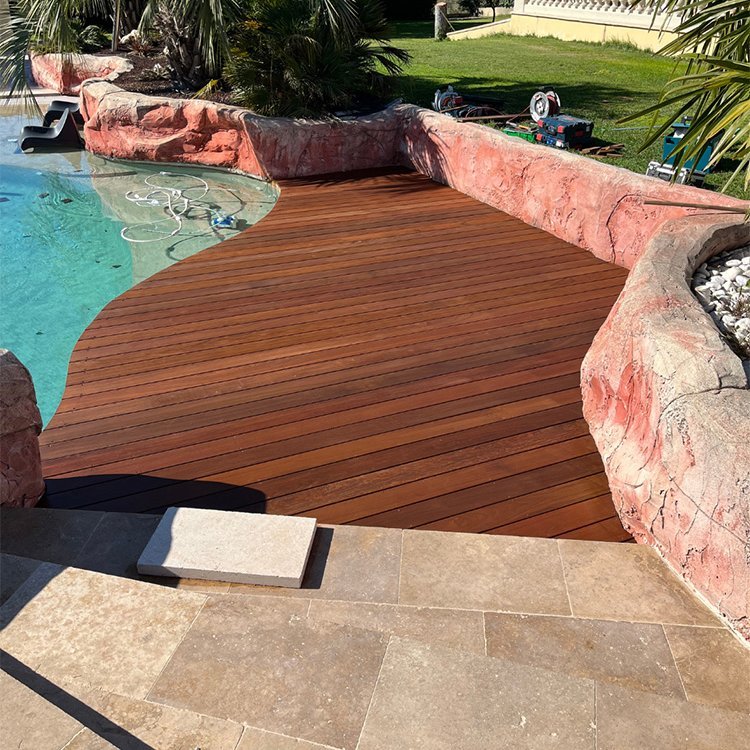Terrasse en bois © Le Castor des Pins